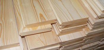 Schalung aus Holz 18mm Rauspund